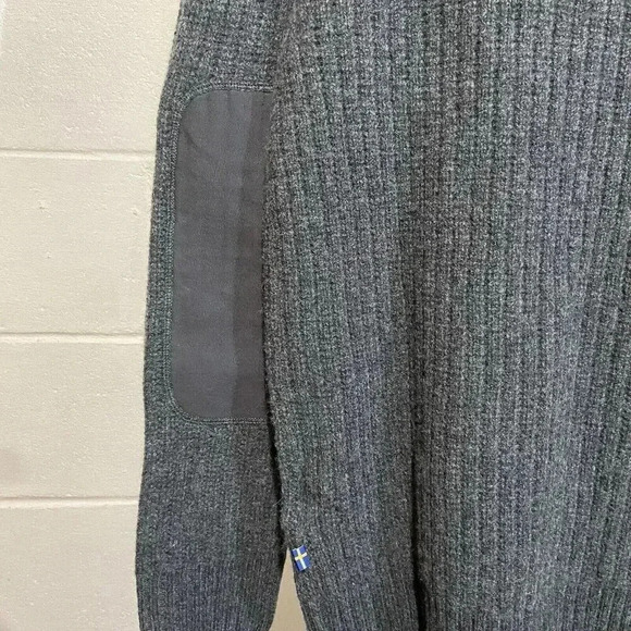 FJALLRAVEN OVIK HALF ZIP KNIT SWEATER MENS DARK GREY HUNTING HIKING OUTDOORS NWT - Picture 5 of 14